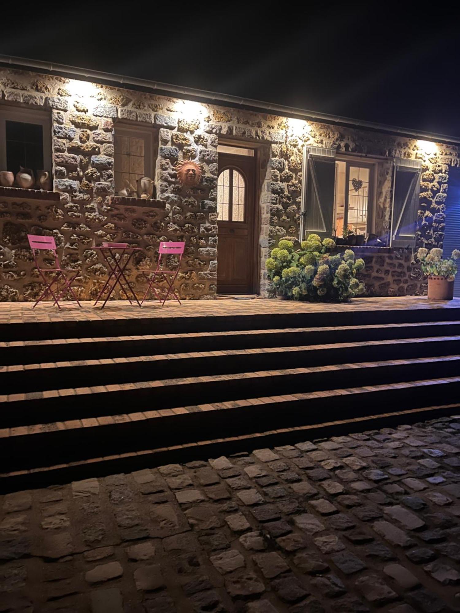 Chambres D'Hotes Des Demoiselles Ville-Saint-Jacques Ngoại thất bức ảnh